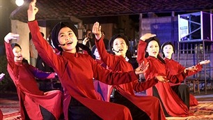 Xoan singing preservationists honoured